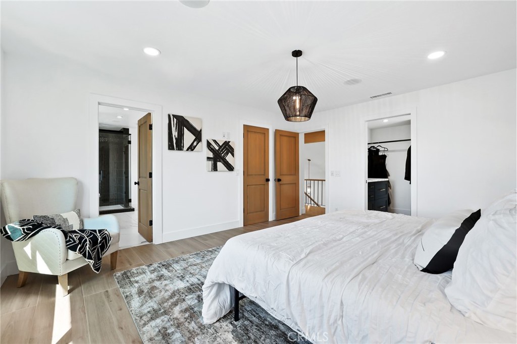 3889 Humboldt Drive