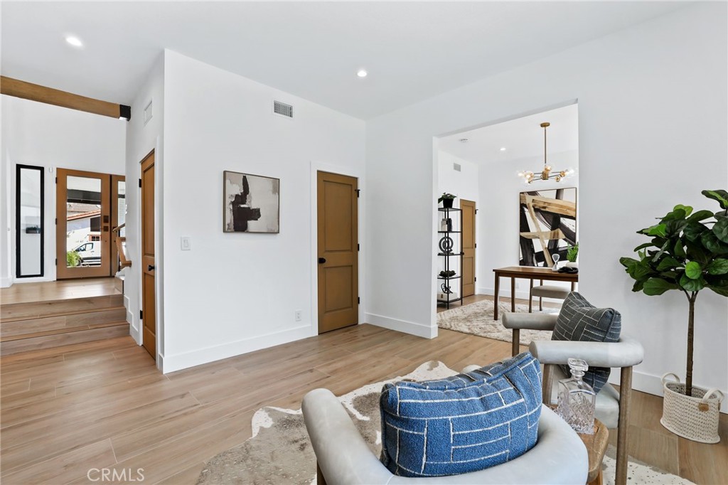 3889 Humboldt Drive