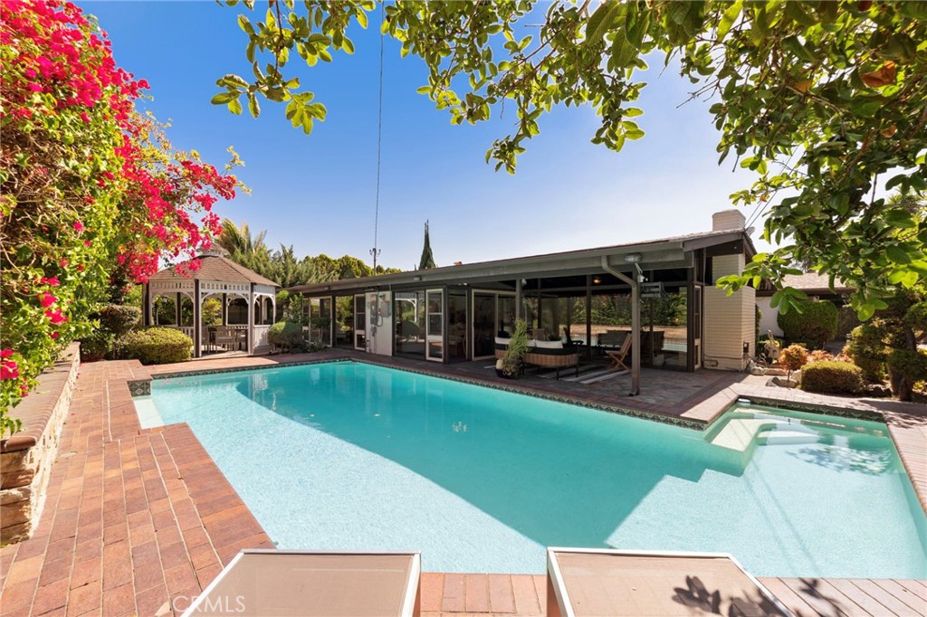 5522 Lockhaven Drive
