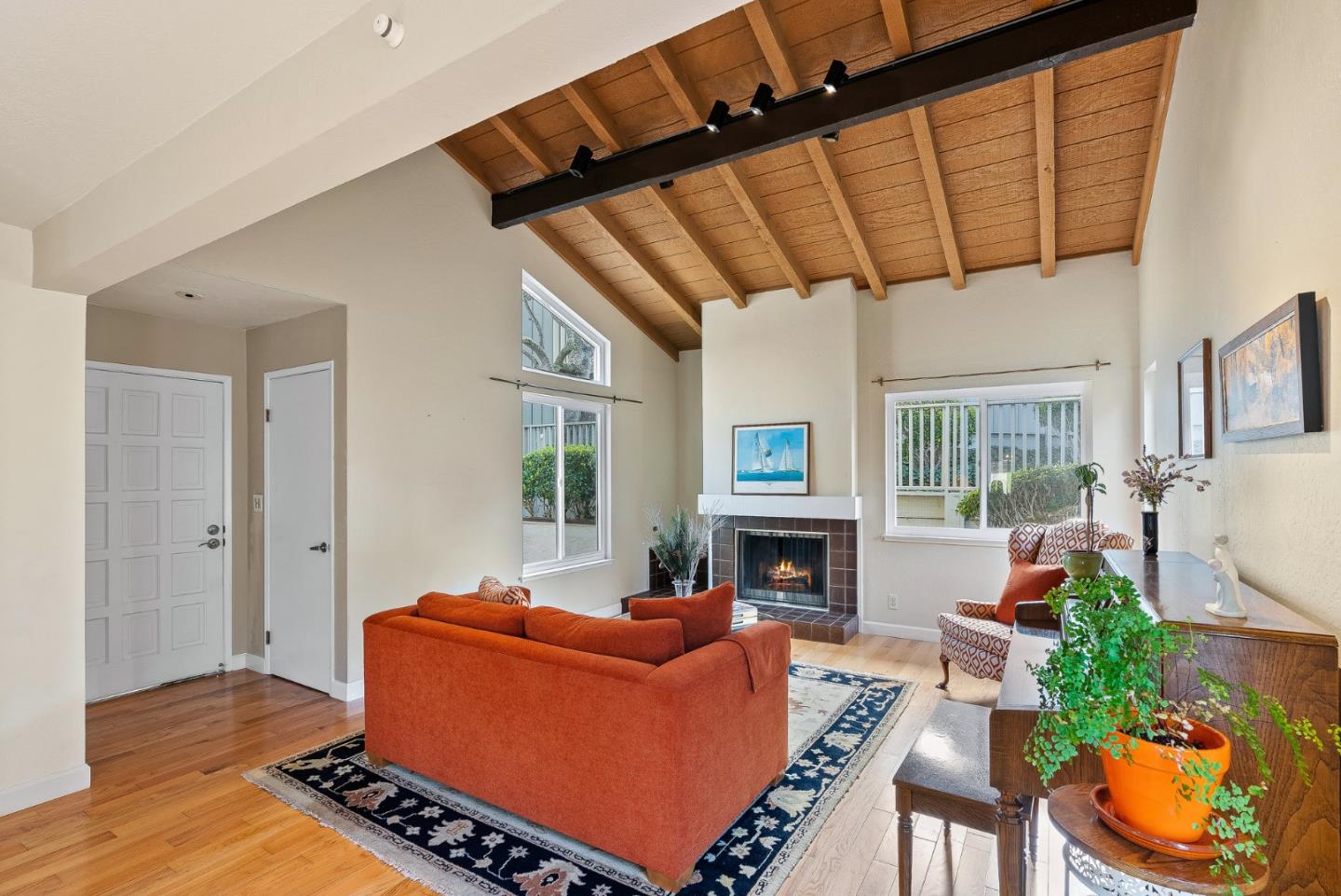 605 Sage CT
