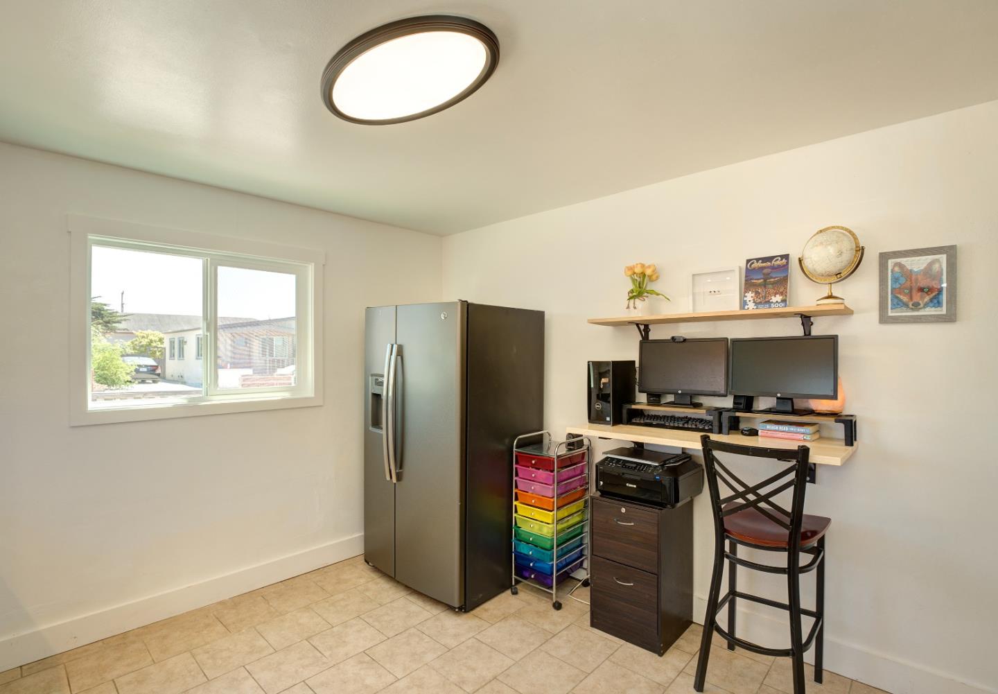 1163 Sonoma AVE
