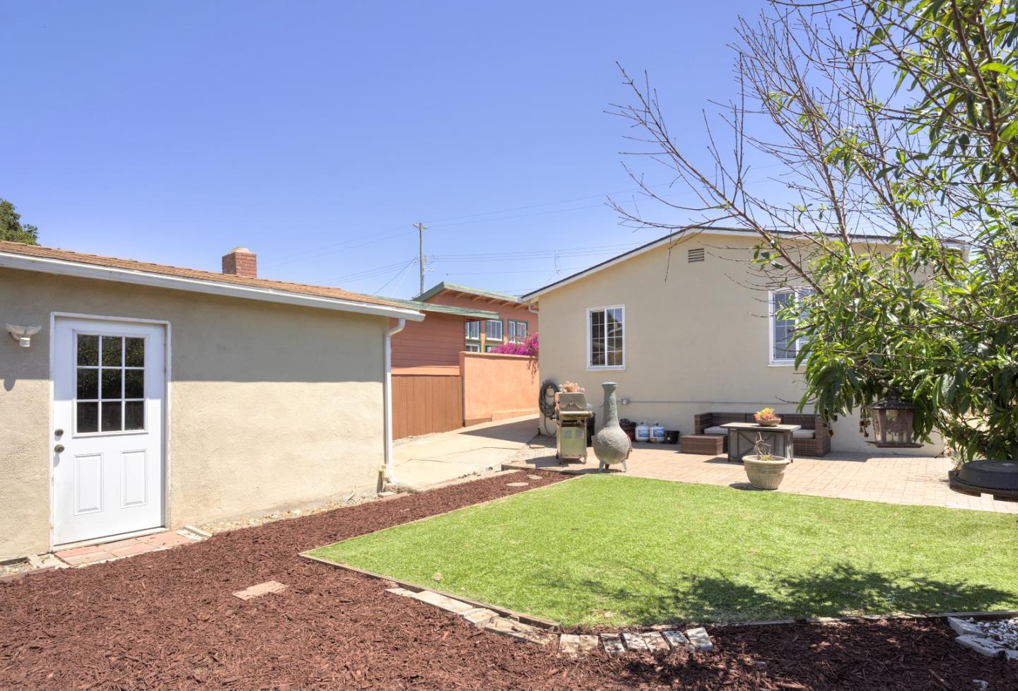 1163 Sonoma AVE