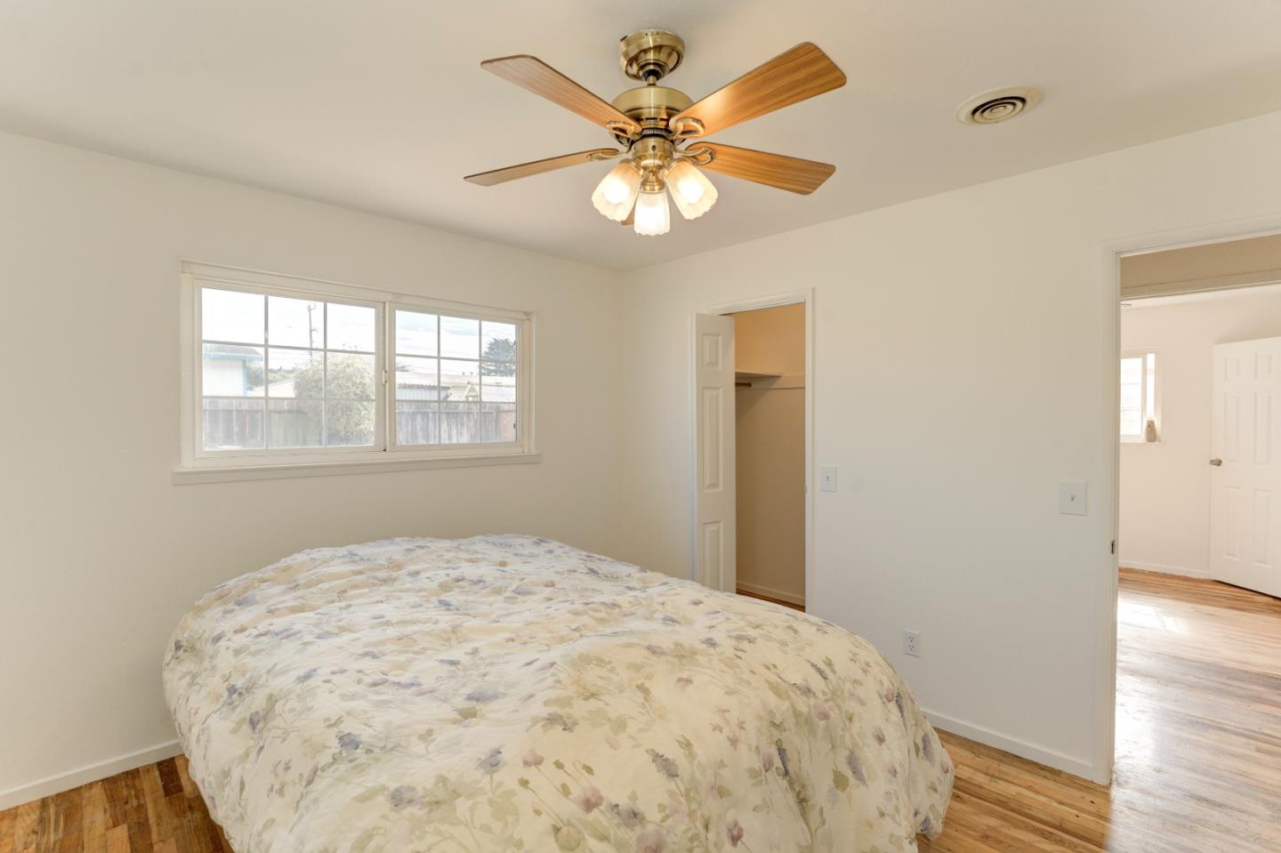 3106 Redwood CIR