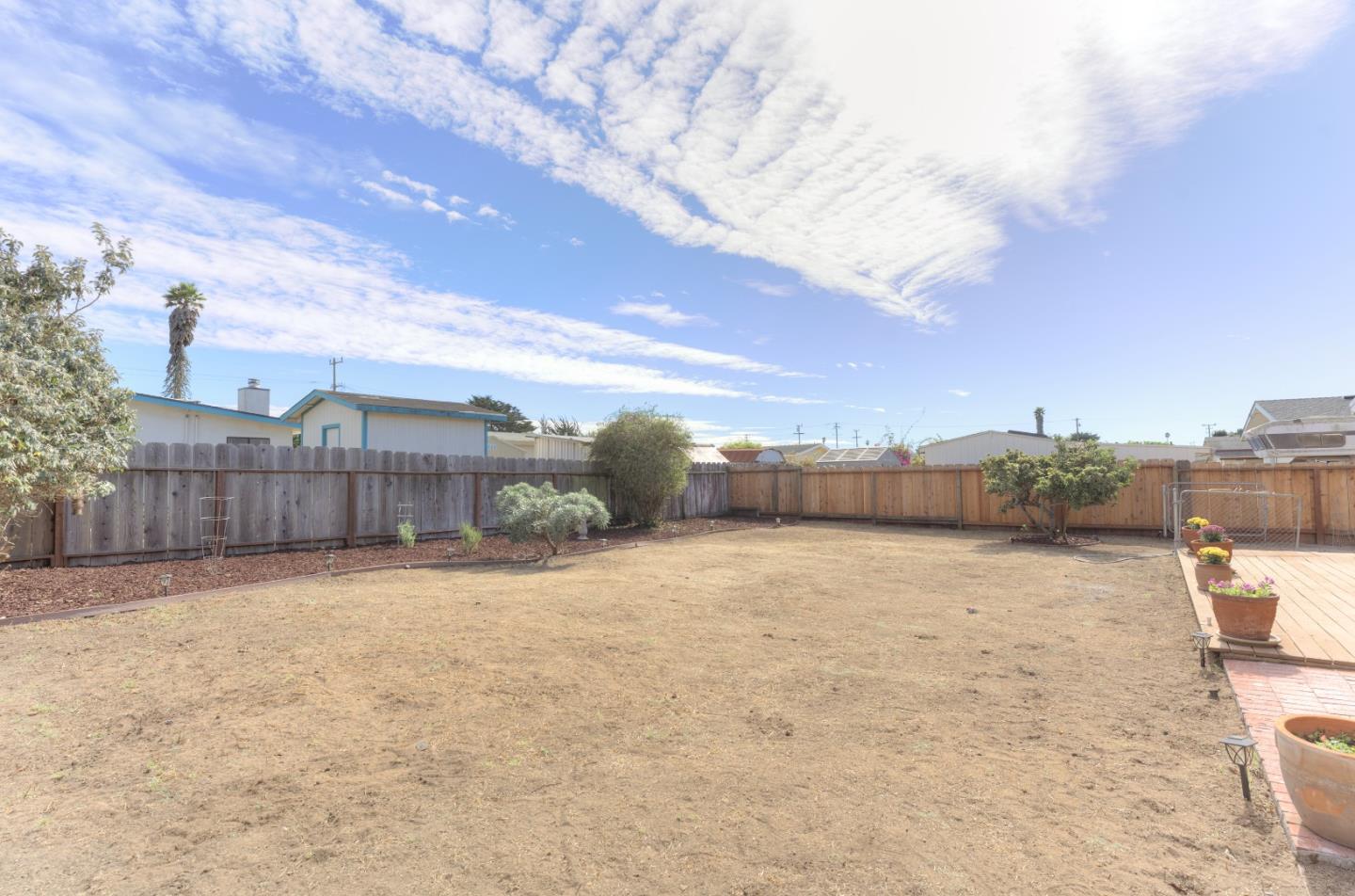 3106 Redwood CIR