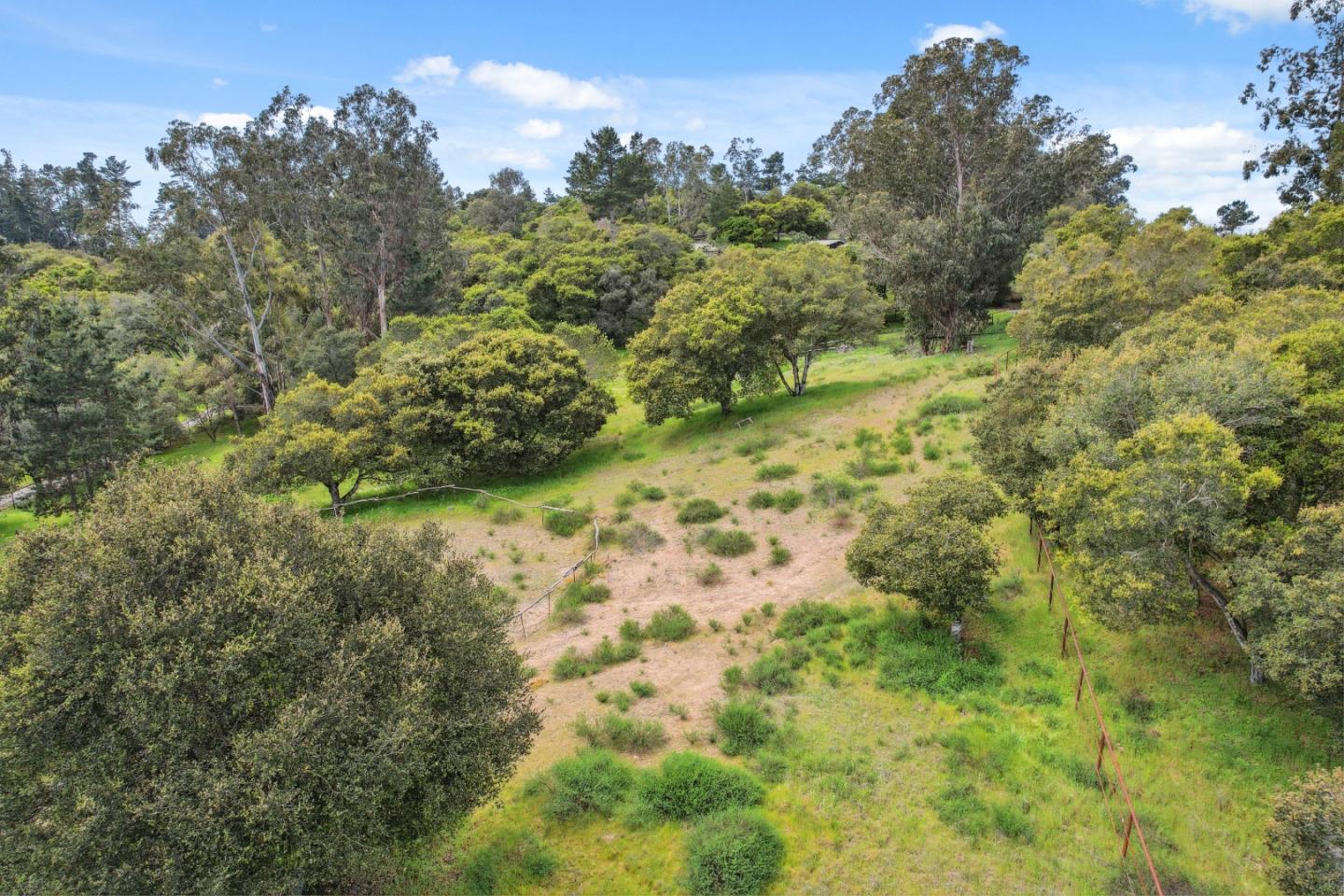 384 Crazy Horse Canyon RD