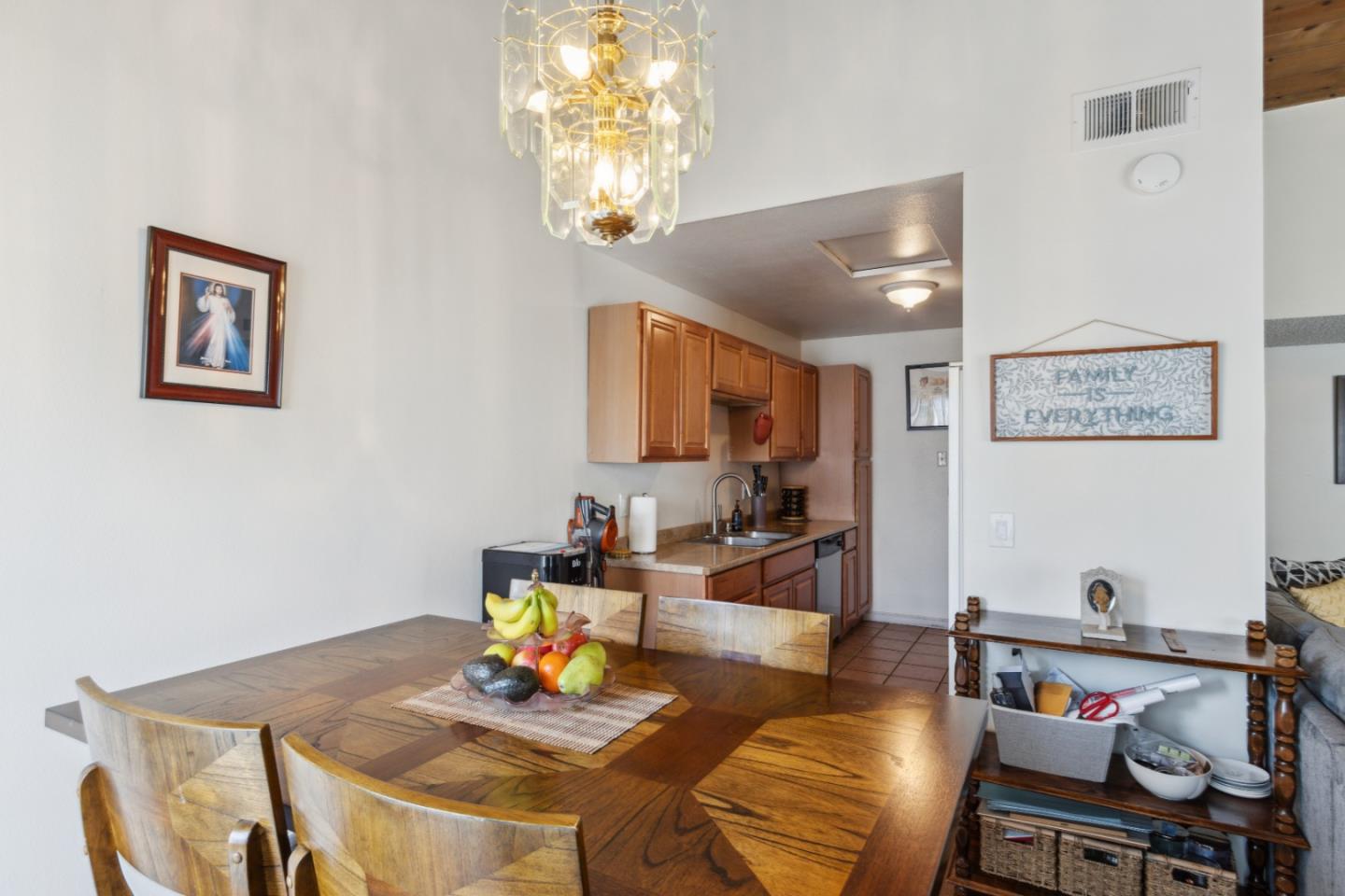 724 Sherman CIR