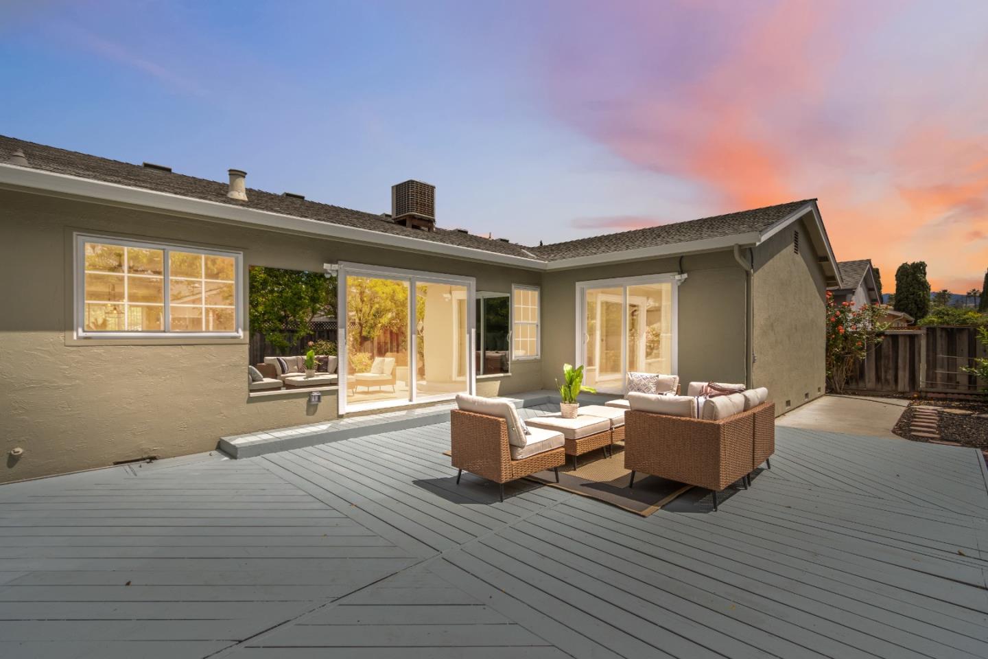 5501 Shadowcrest WAY