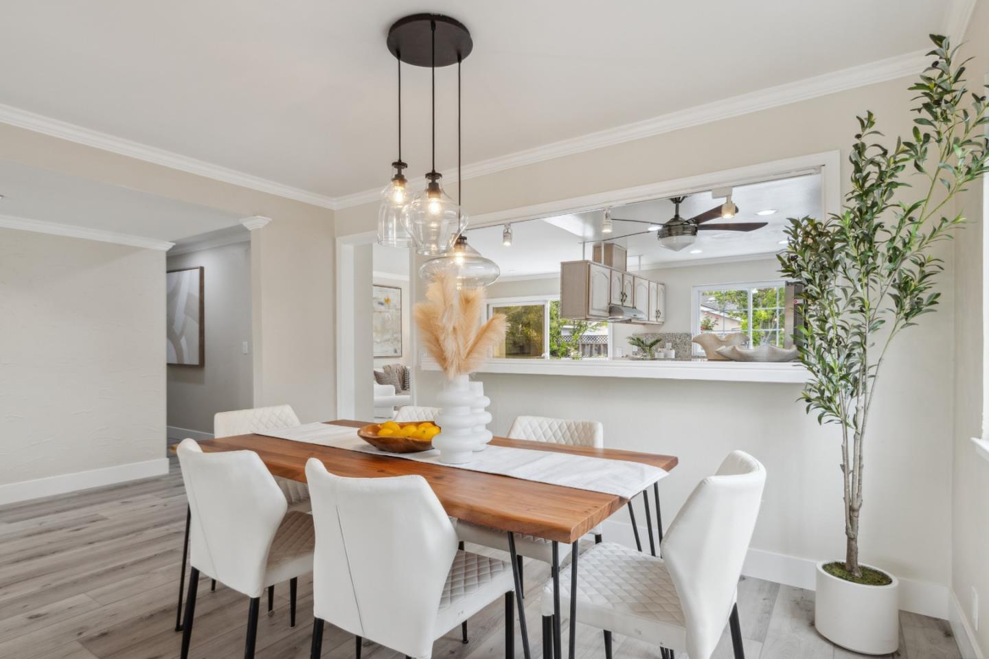 5501 Shadowcrest WAY