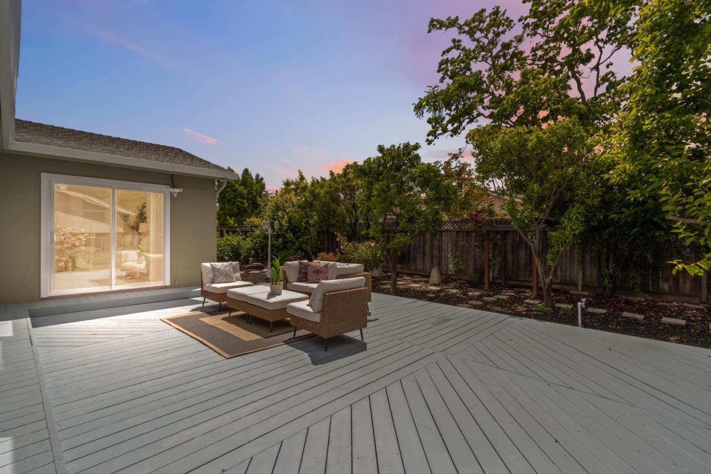 5501 Shadowcrest WAY