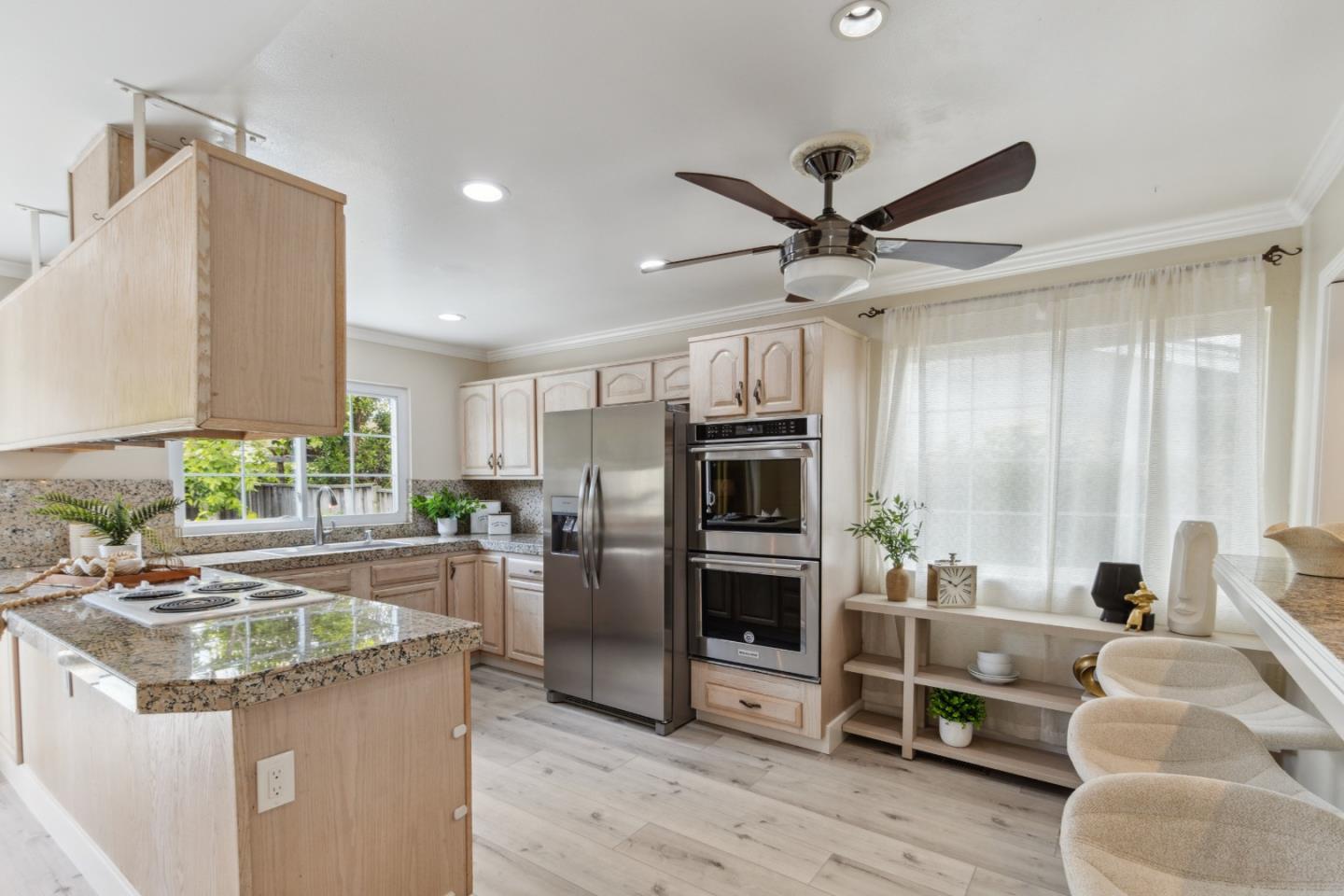 5501 Shadowcrest WAY