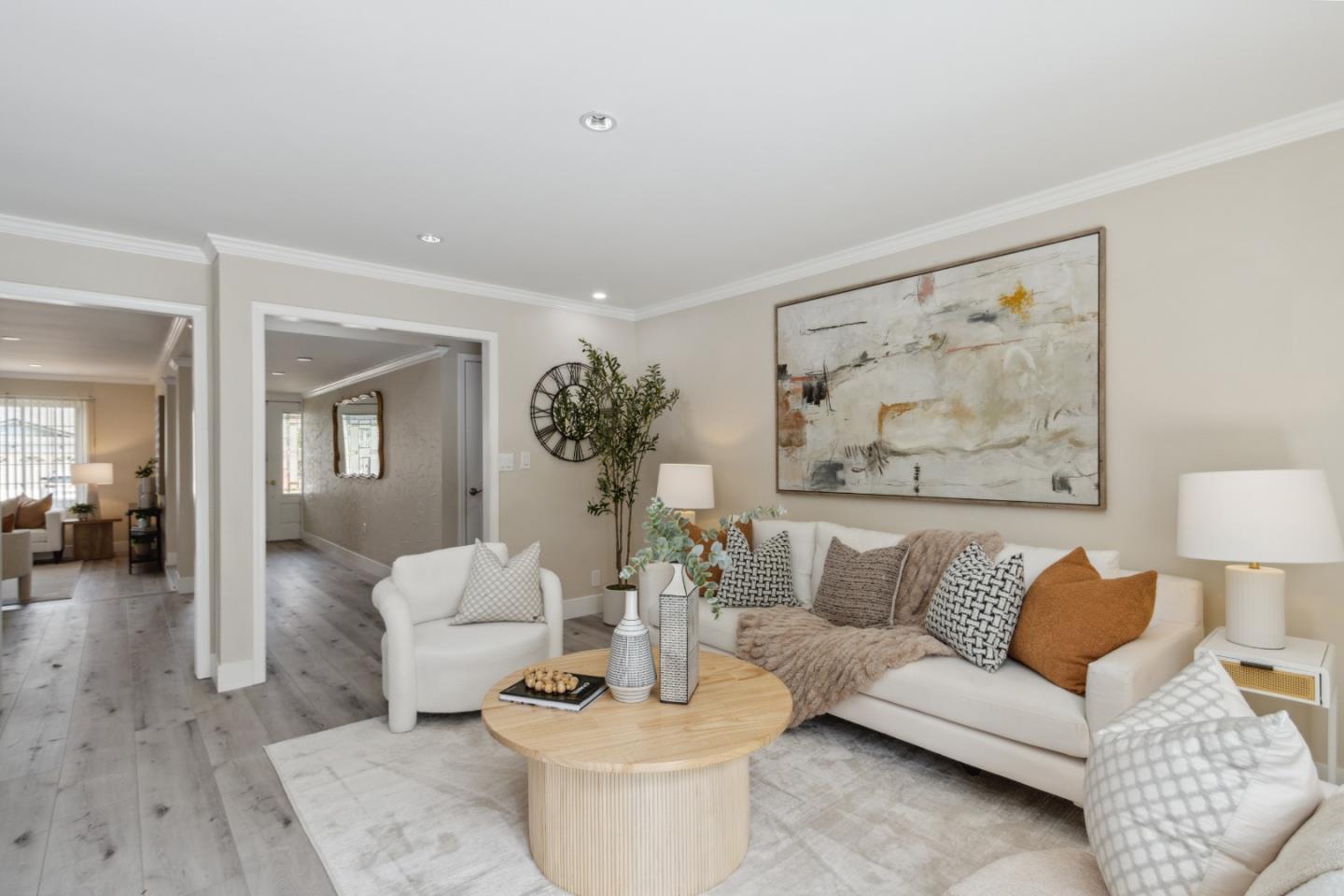 5501 Shadowcrest WAY