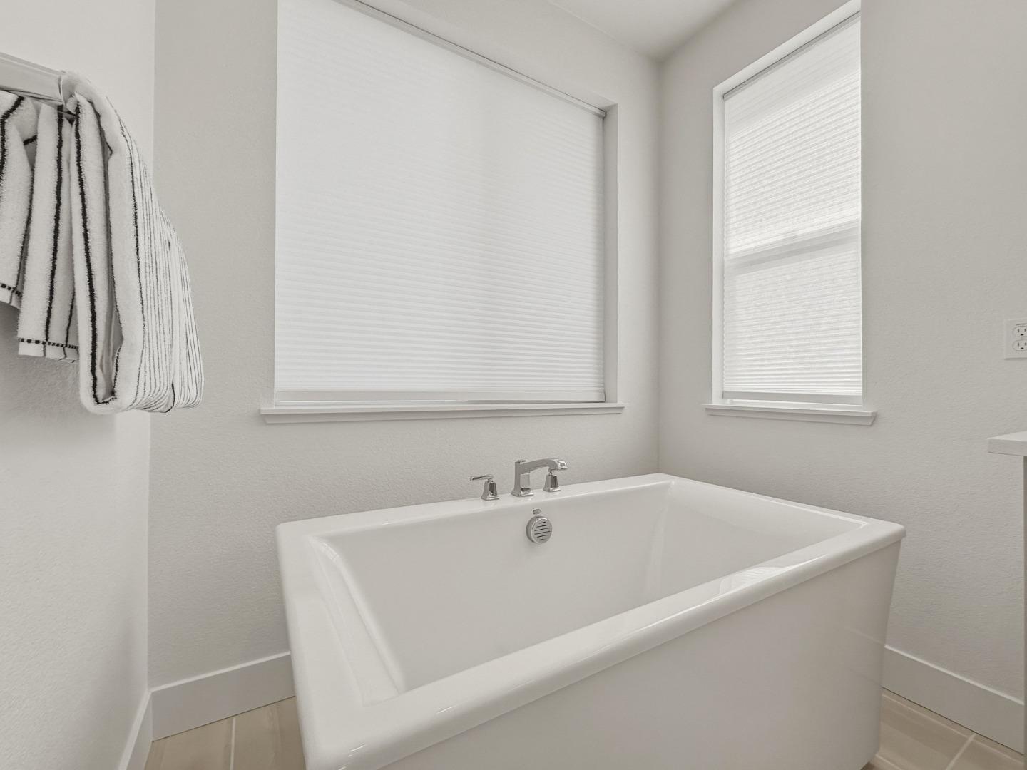 282 Wharf Terrace Circle