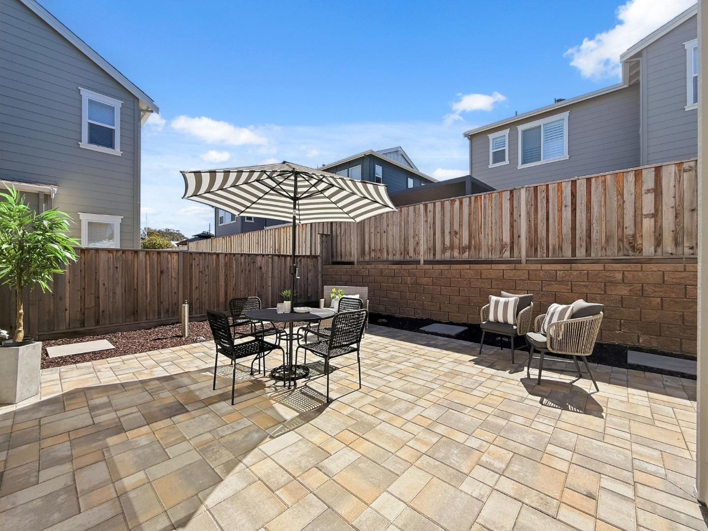 282 Wharf Terrace Circle