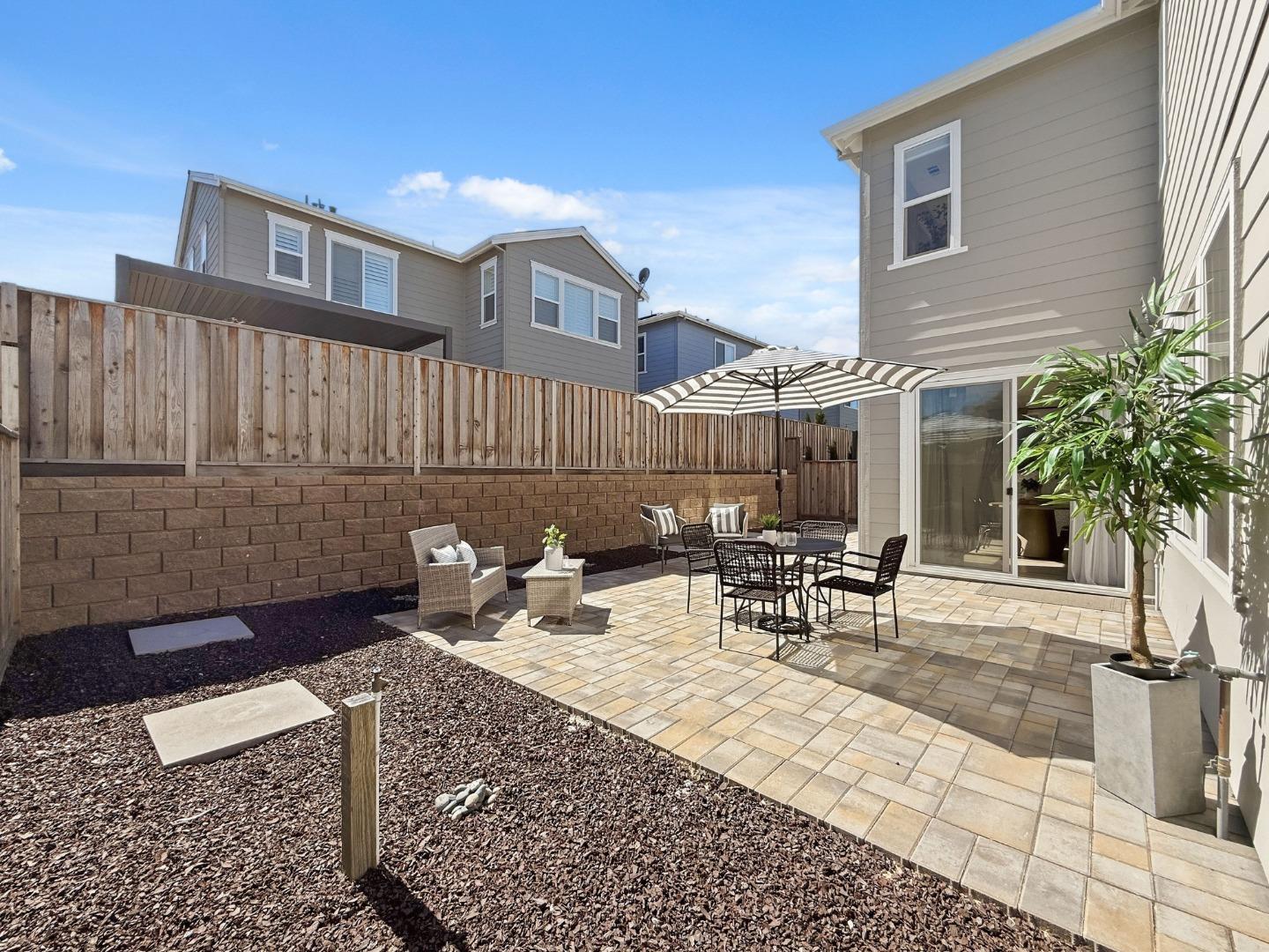 282 Wharf Terrace Circle