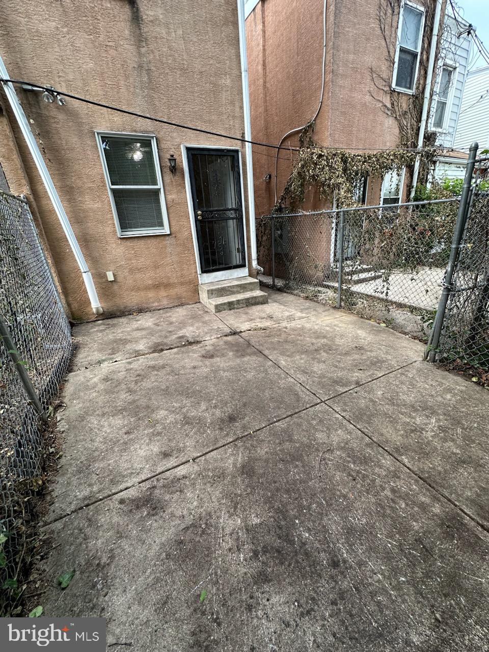 1360 E RITTENHOUSE ST #1