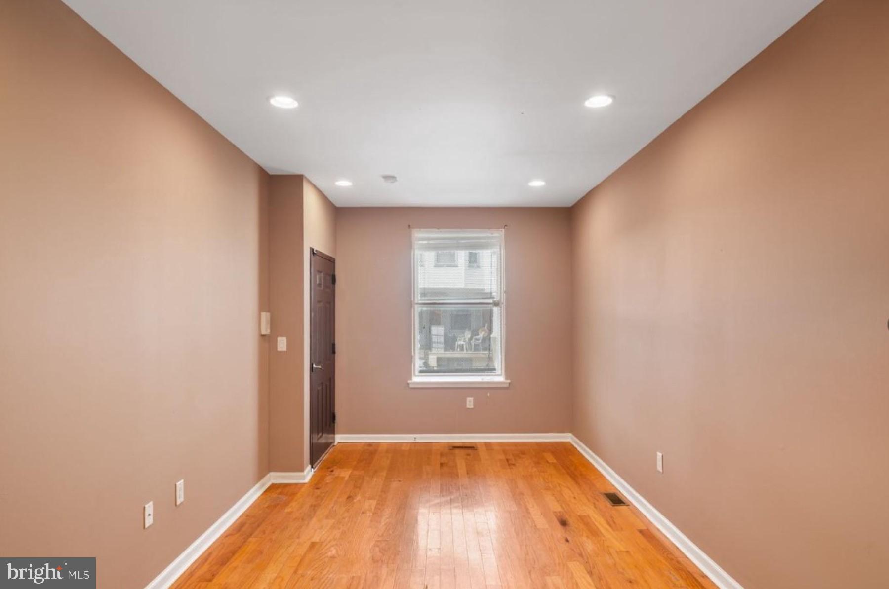 1360 E RITTENHOUSE ST #1