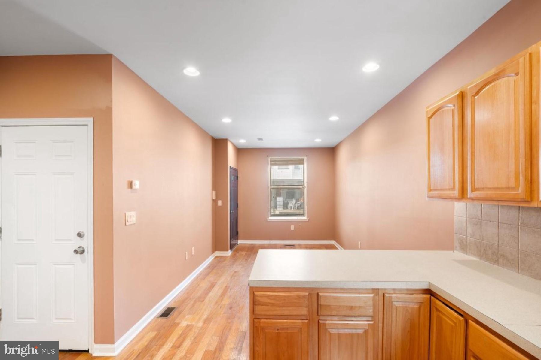 1360 E RITTENHOUSE ST #1