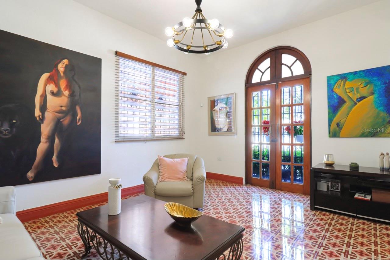 2212 GENERAL DEL VALLE