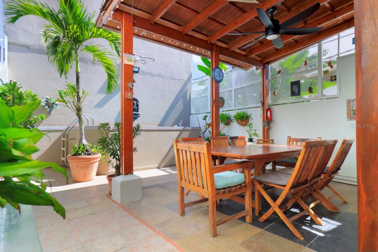 2212 GENERAL DEL VALLE