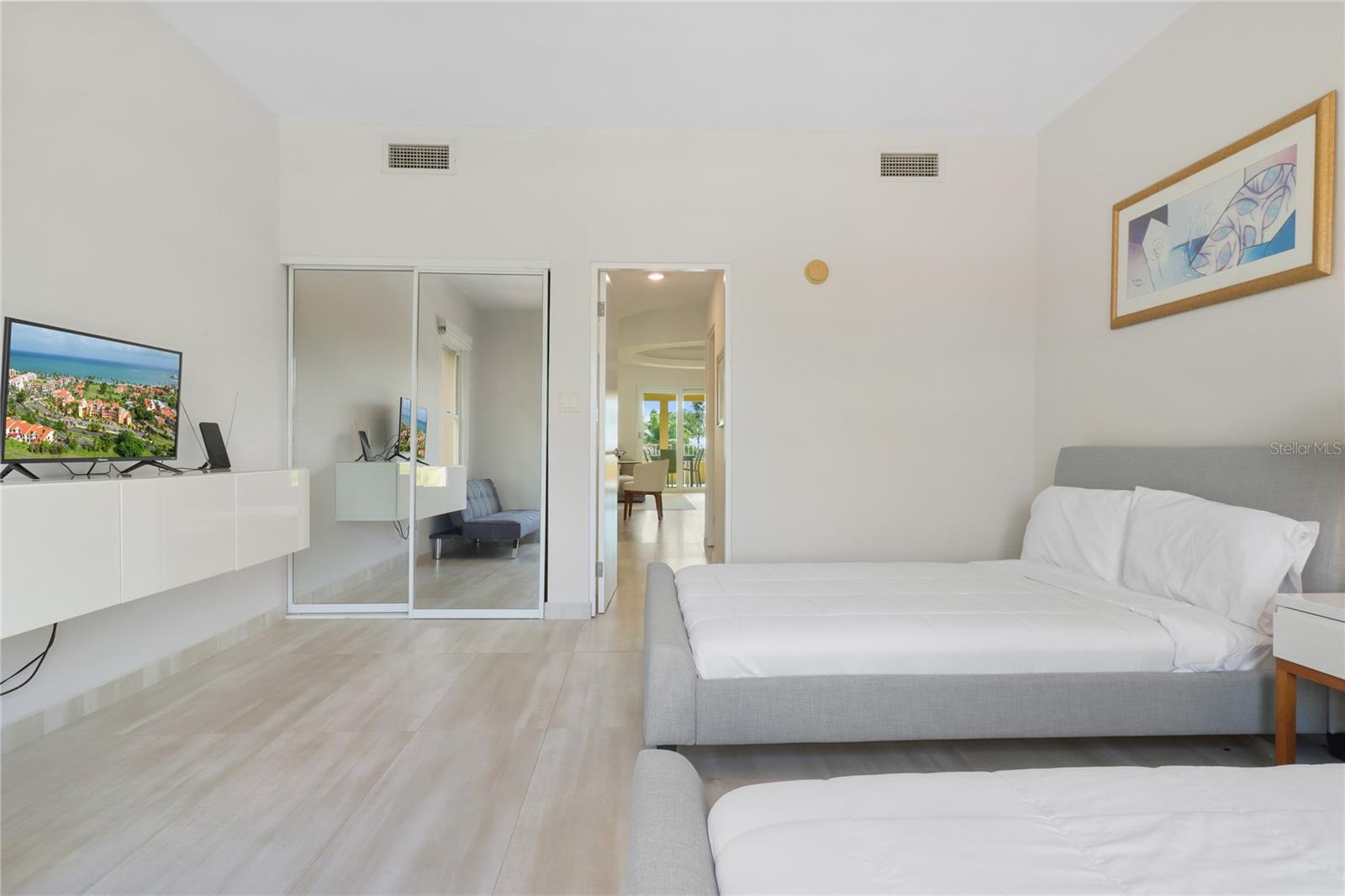 170 CANDELERO DRIVE #305 B