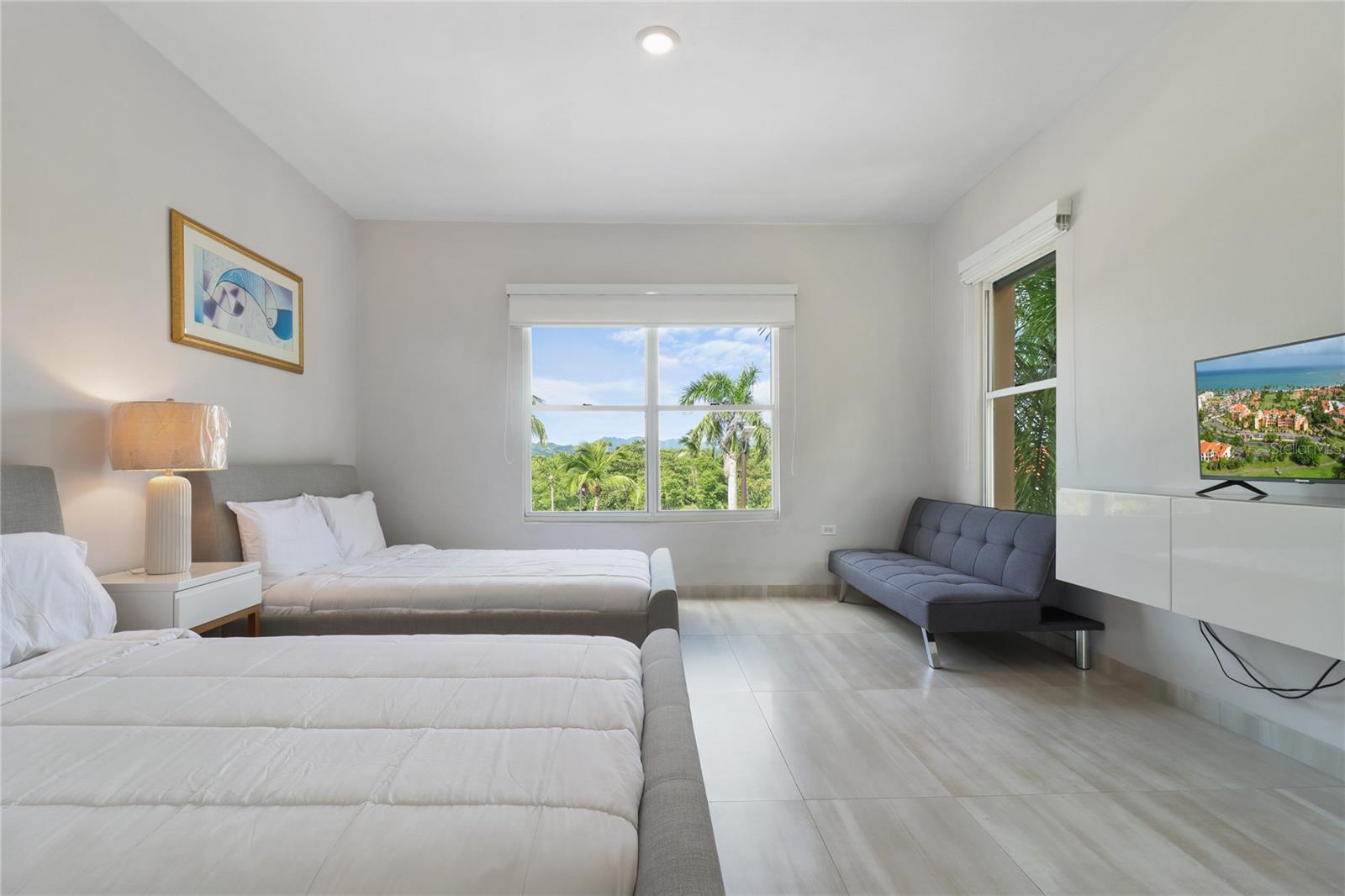 170 CANDELERO DRIVE #305 B