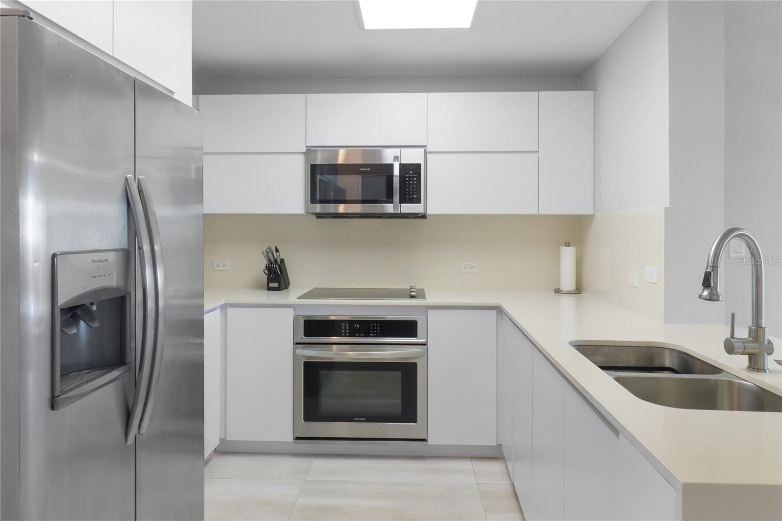 170 CANDELERO DRIVE #305 B