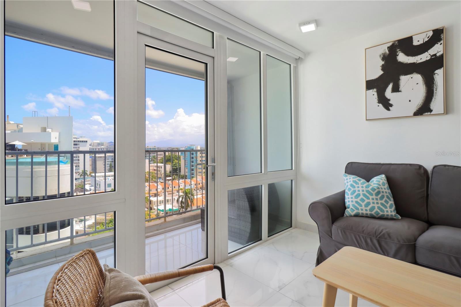 6165 ISLA VERDE AVENUE