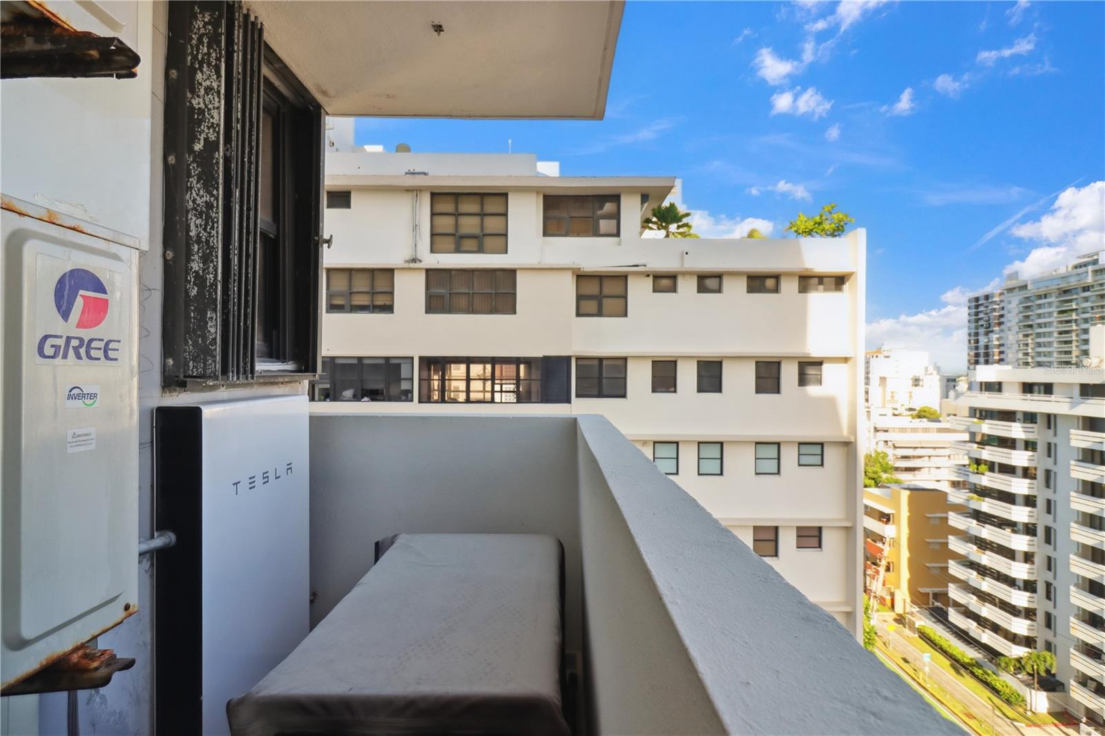 1485 ASHFORD #10D