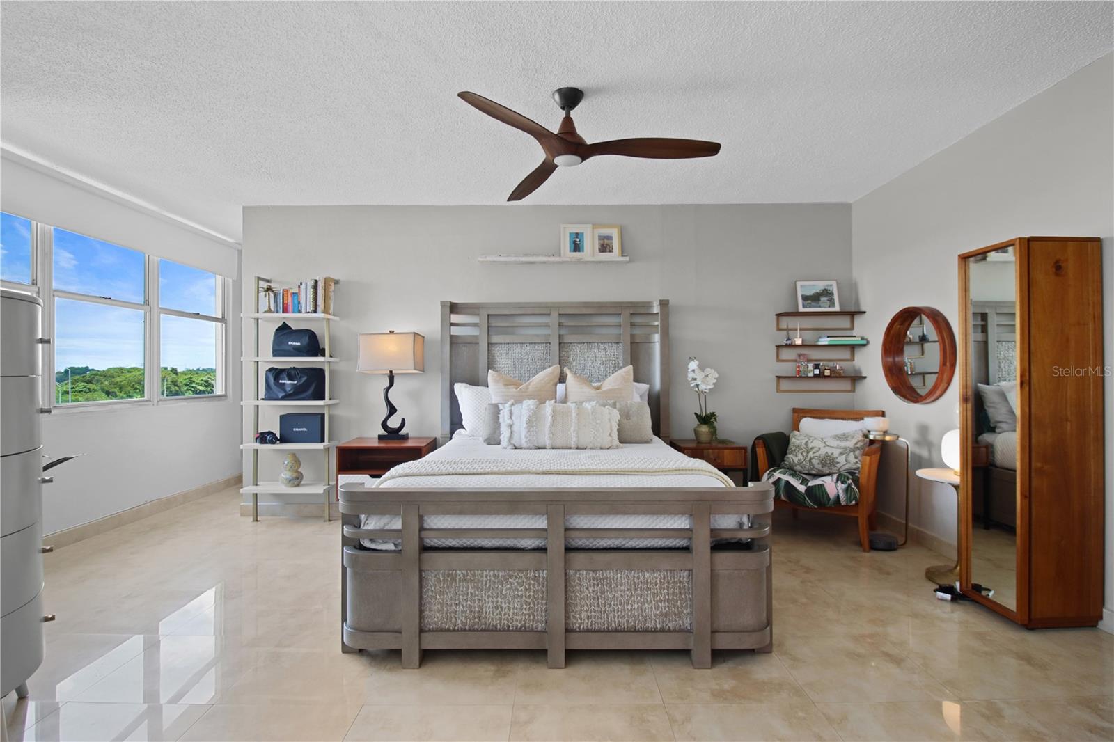 3819 AVE. ISLA VERDE AVE #5A