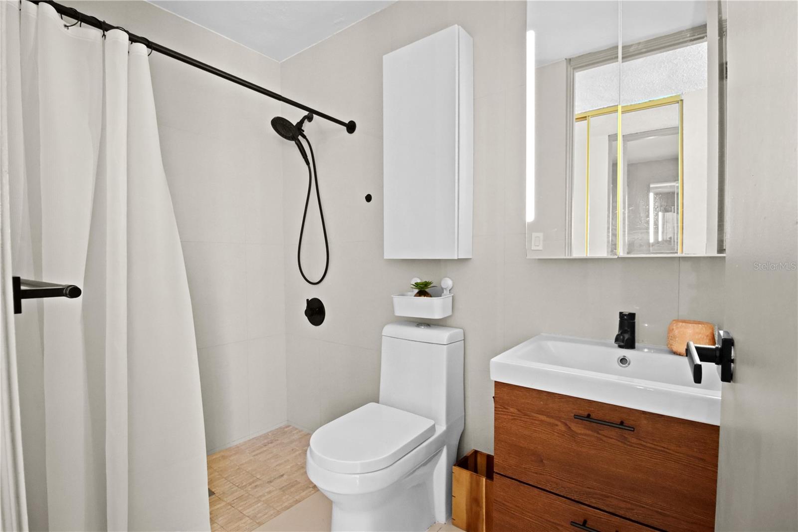 3819 AVE. ISLA VERDE AVE #5A