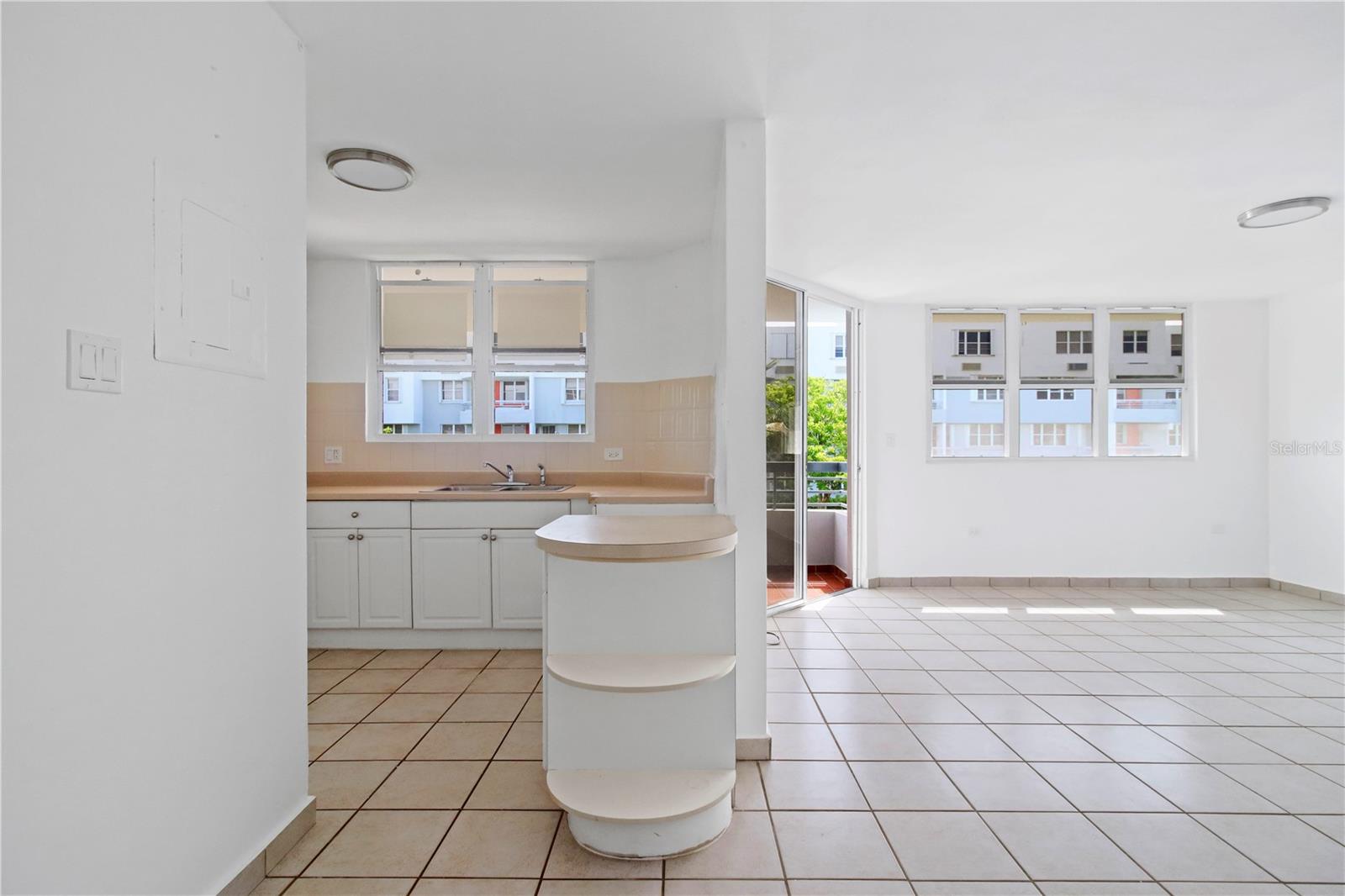 686 AVE SOL AVE #368