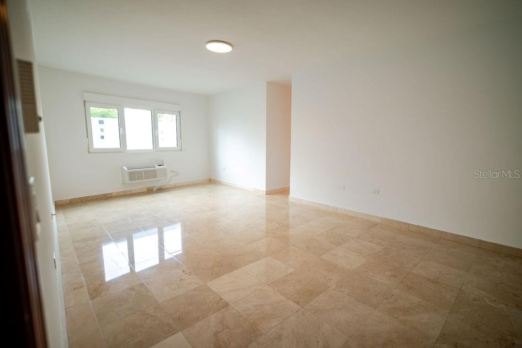 1010 CALLE ORQUID #102