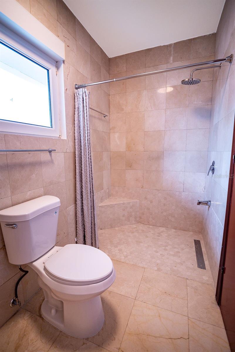 1010 CALLE ORQUID #102