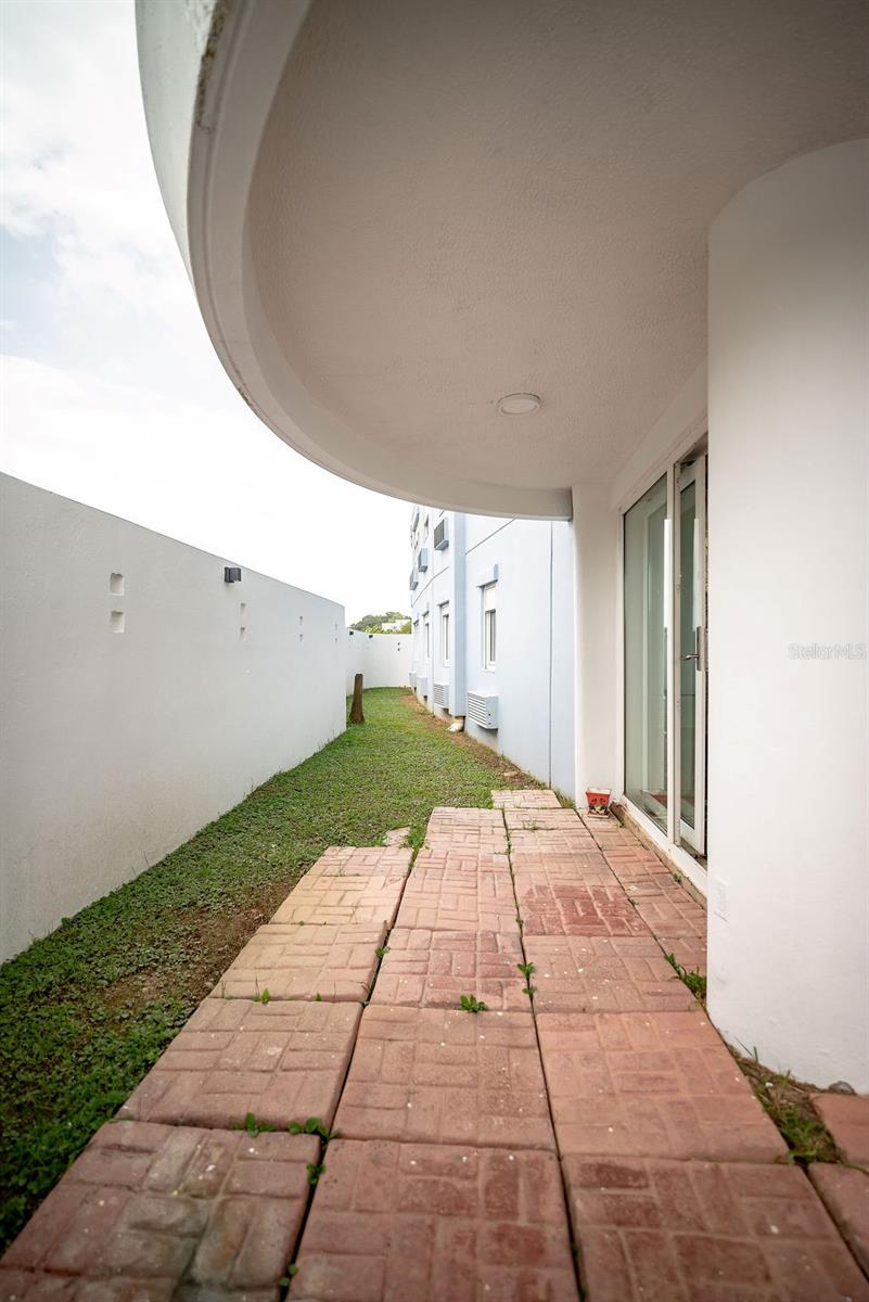 1010 CALLE ORQUID #102