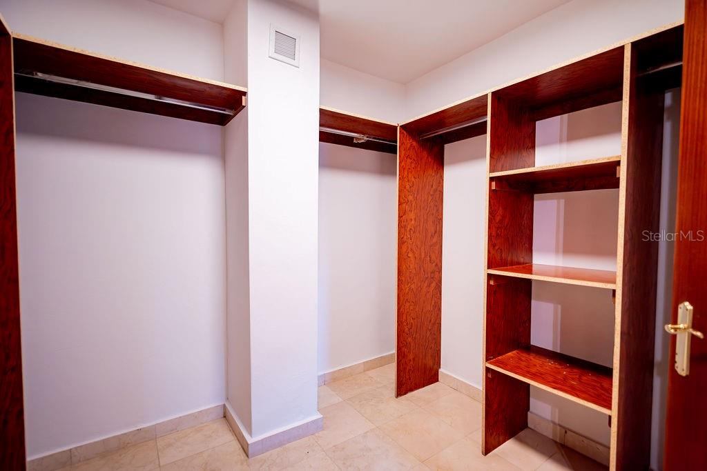 1010 CALLE ORQUID #102