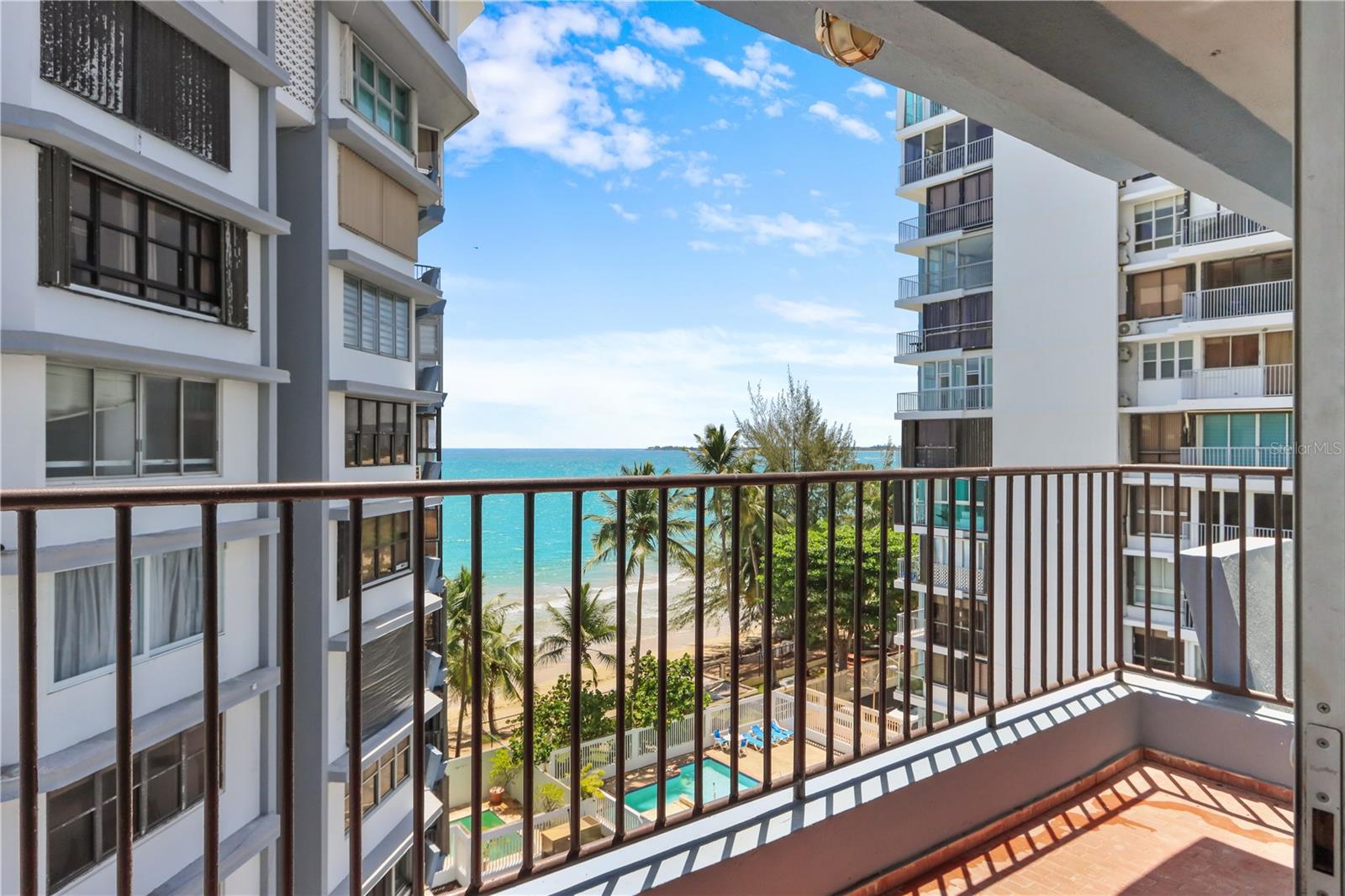 3819 AVE. ISLA VERDE AVE #7A