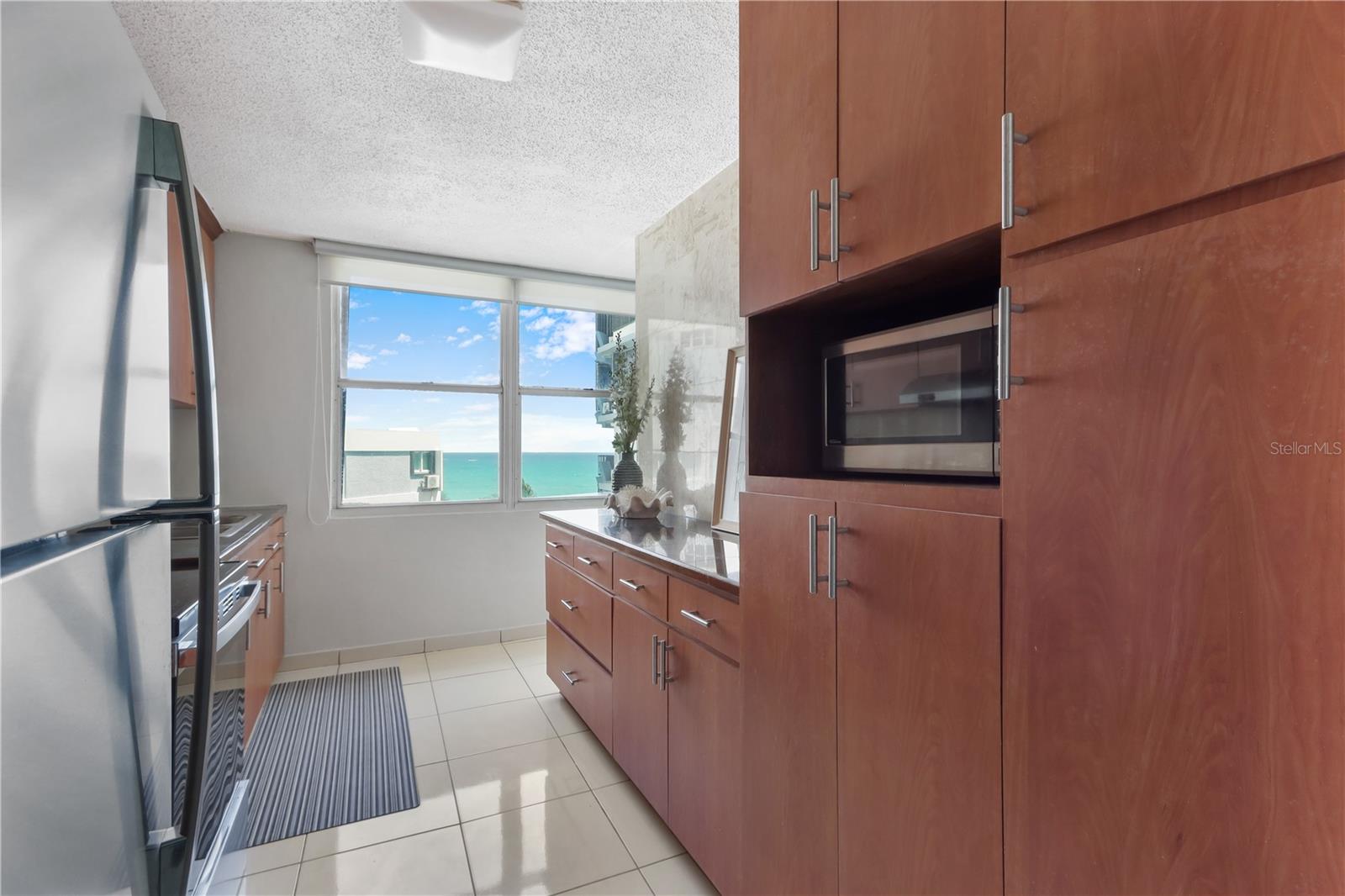 3819 AVE. ISLA VERDE AVE #7A