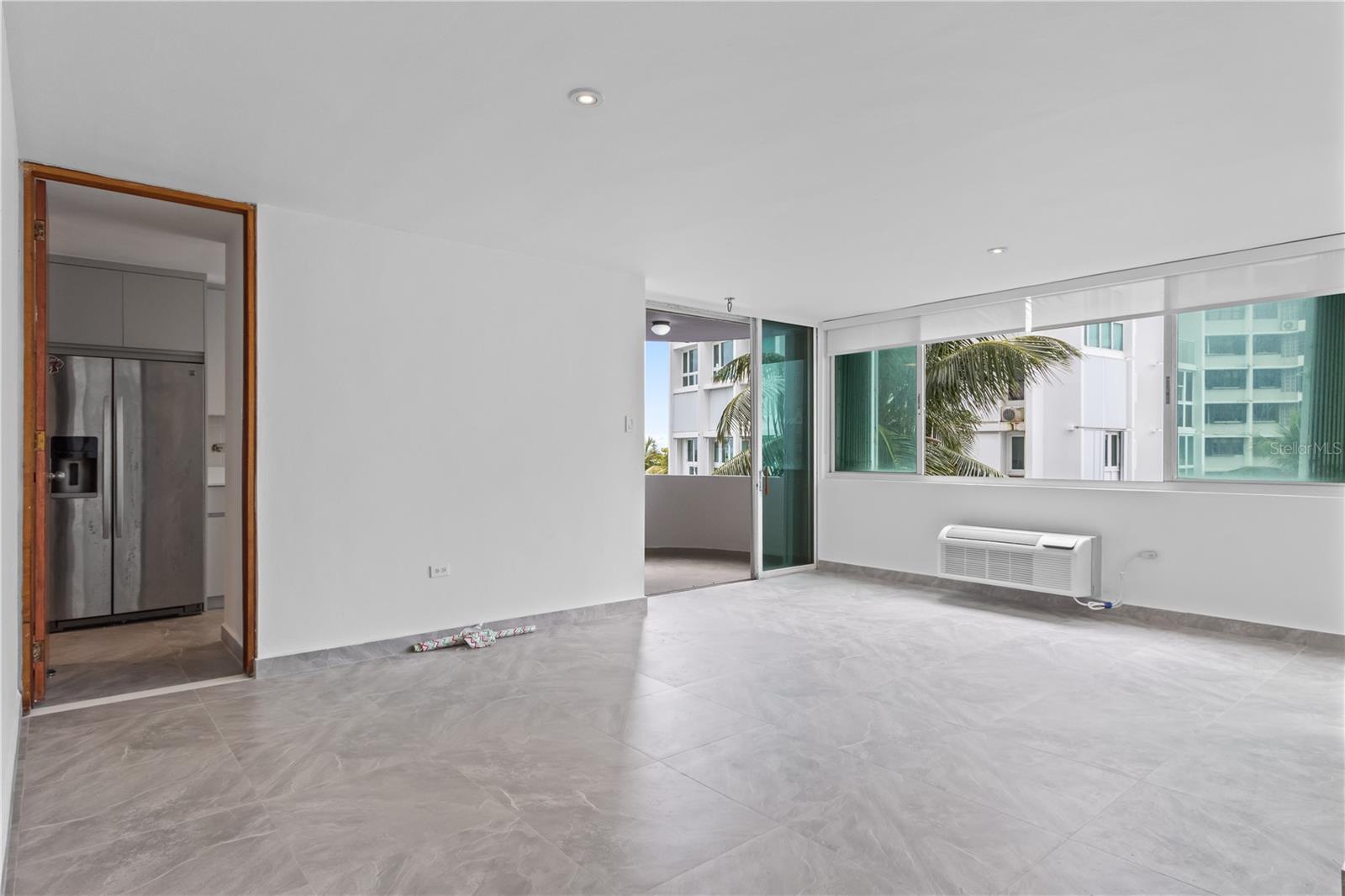 59 KINGS COURT #503