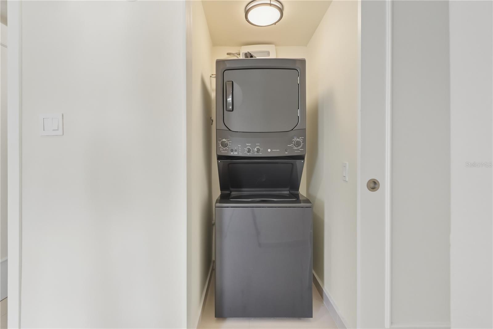 1485 ASHFORD AVE #1A