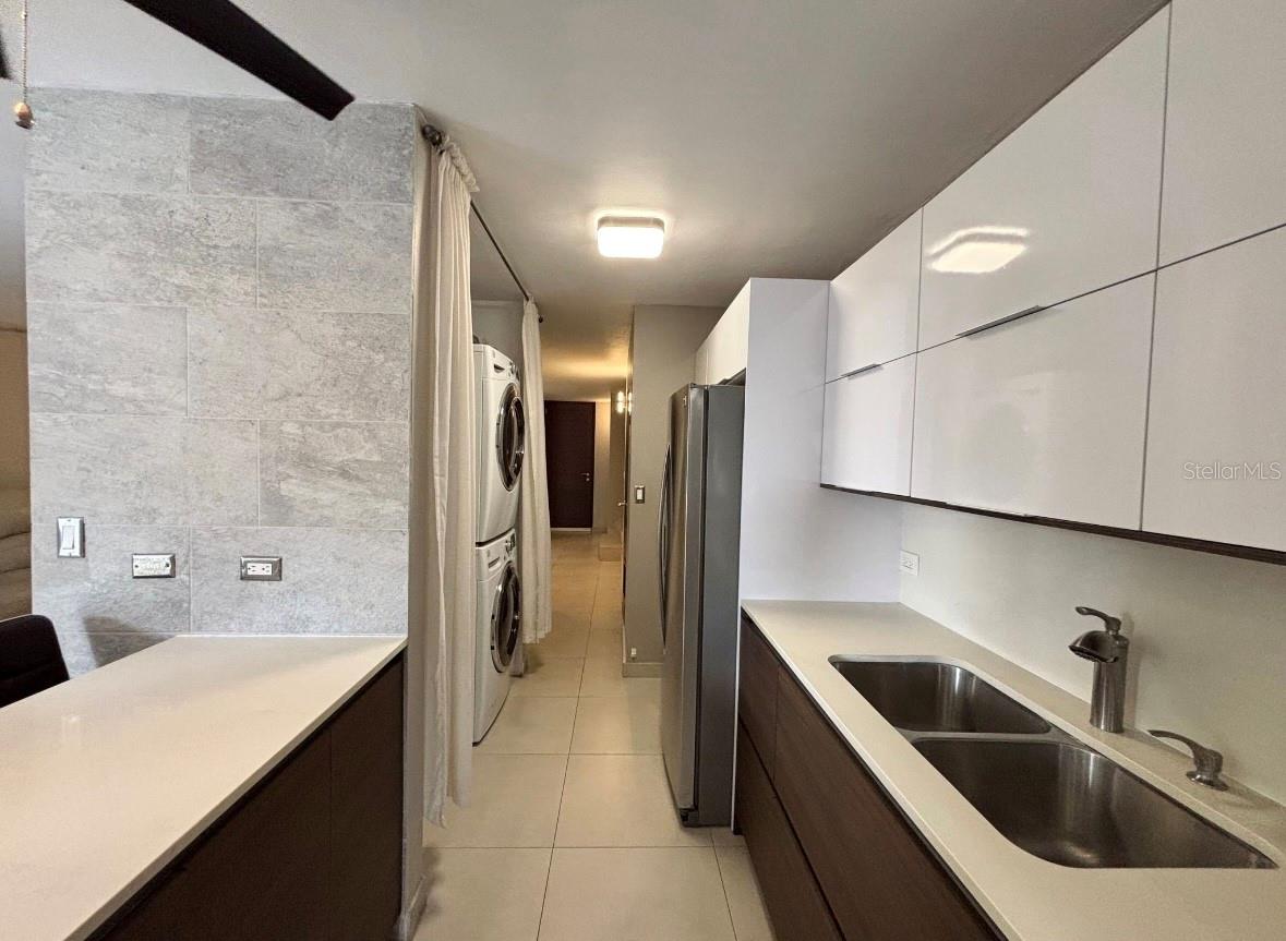 469 ESMERALDA AVE #148