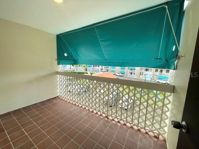 CXJJ+2VJ AVE LAGUNA #A 33