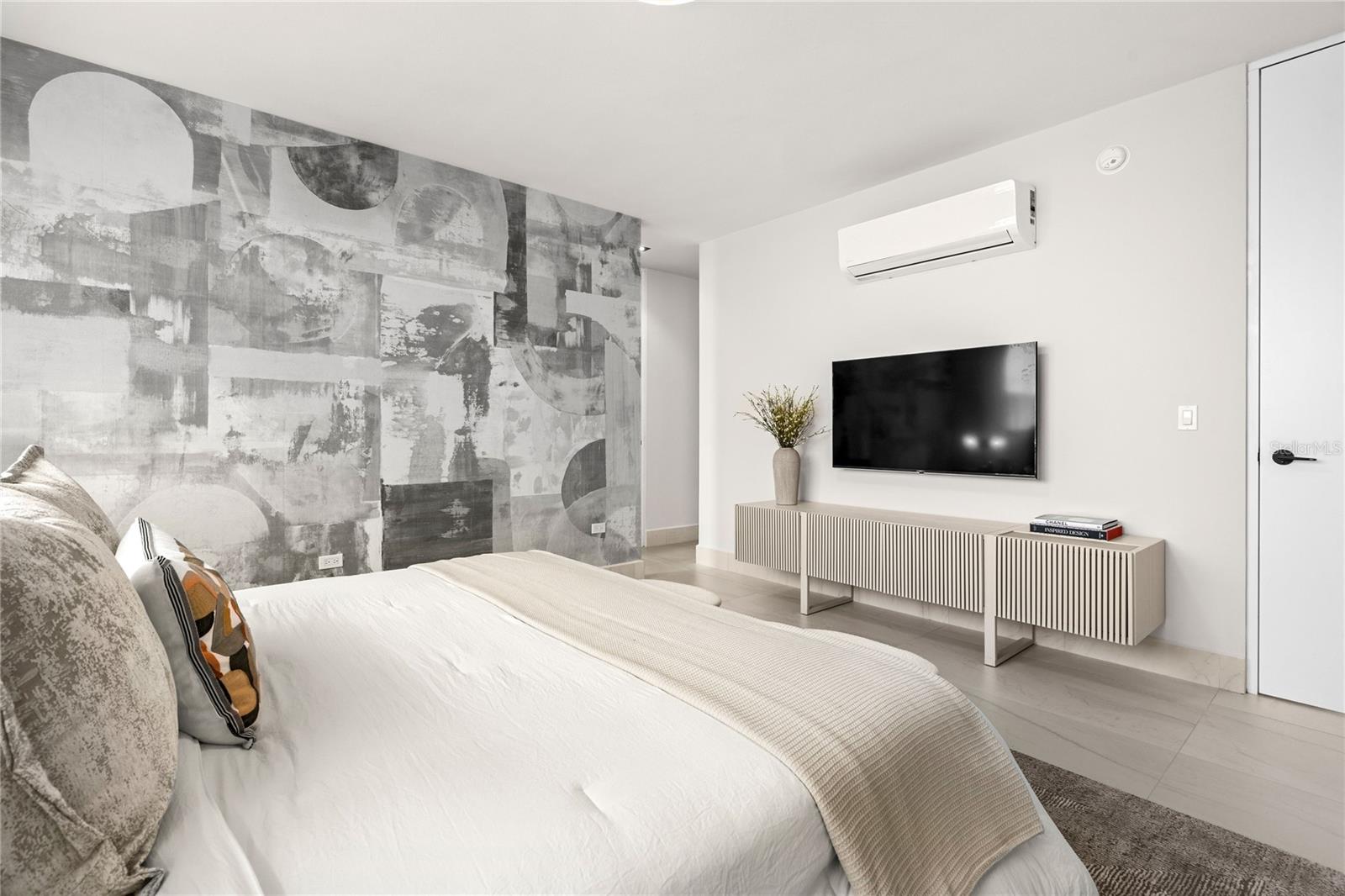 RIVIERA Sunset AND ESTATES