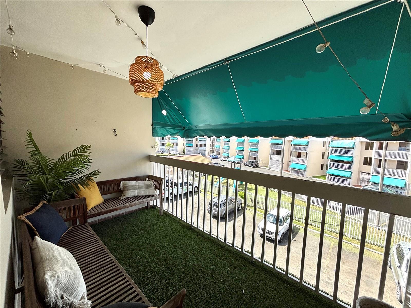 CXJJ+2VJ AVE LAGUNA #A 31