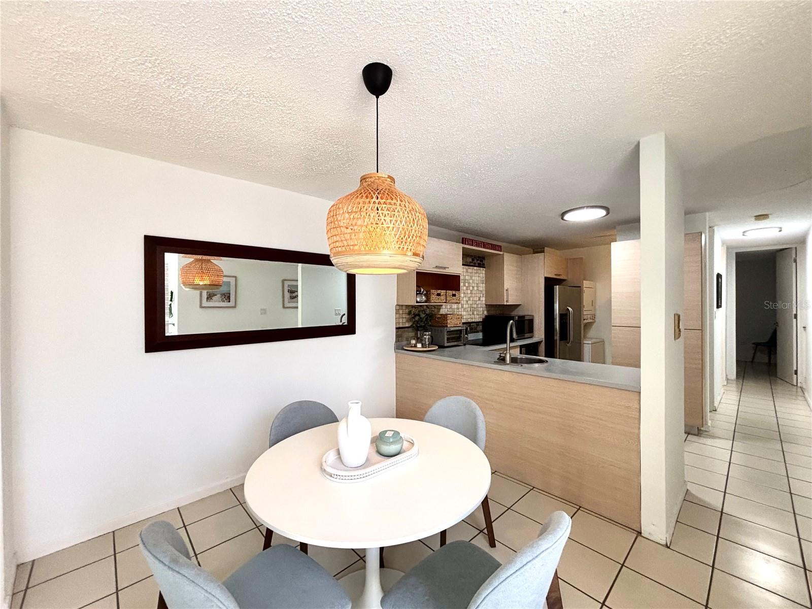 CXJJ+2VJ AVE LAGUNA #A 31