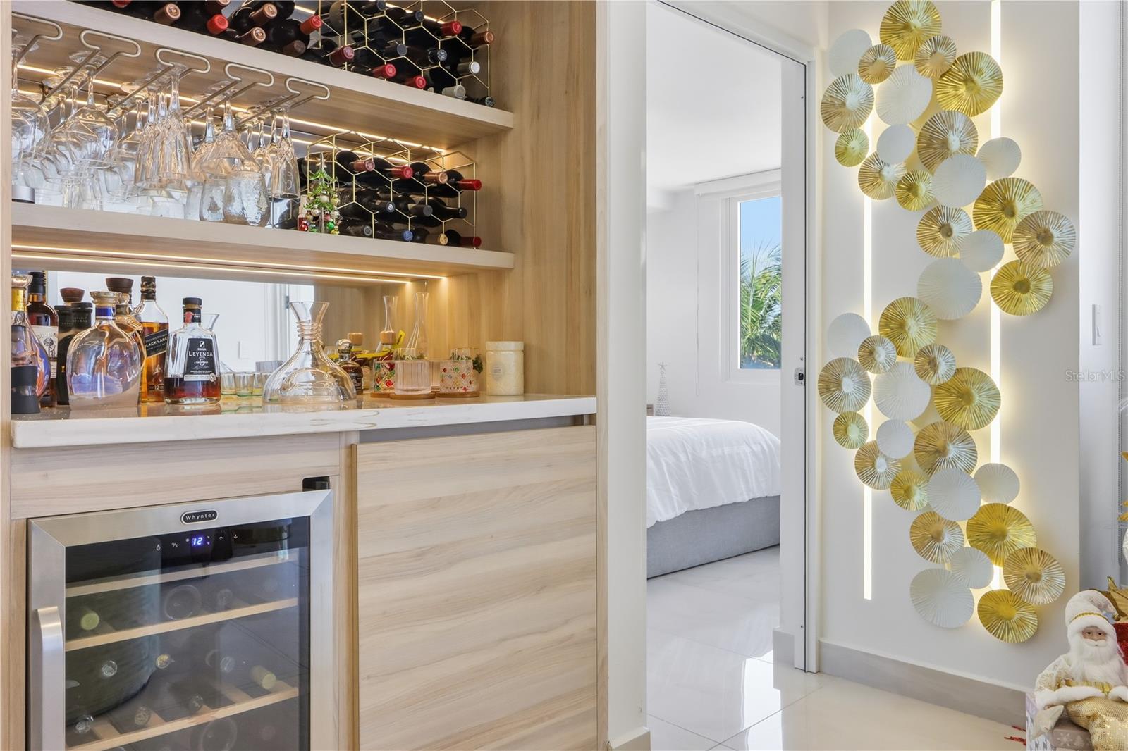 3409 AVE. ISLA VERDE #404