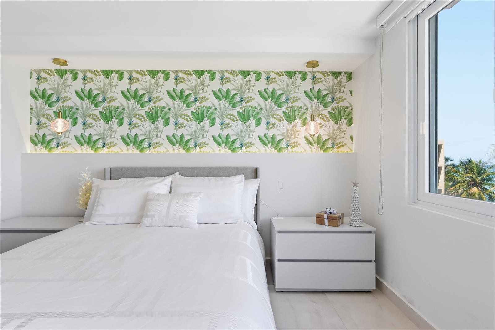 3409 AVE. ISLA VERDE #404