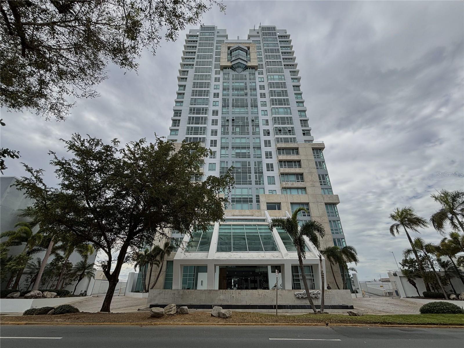 404 DE LA CONSTITUCION AVENUE AVE #1801