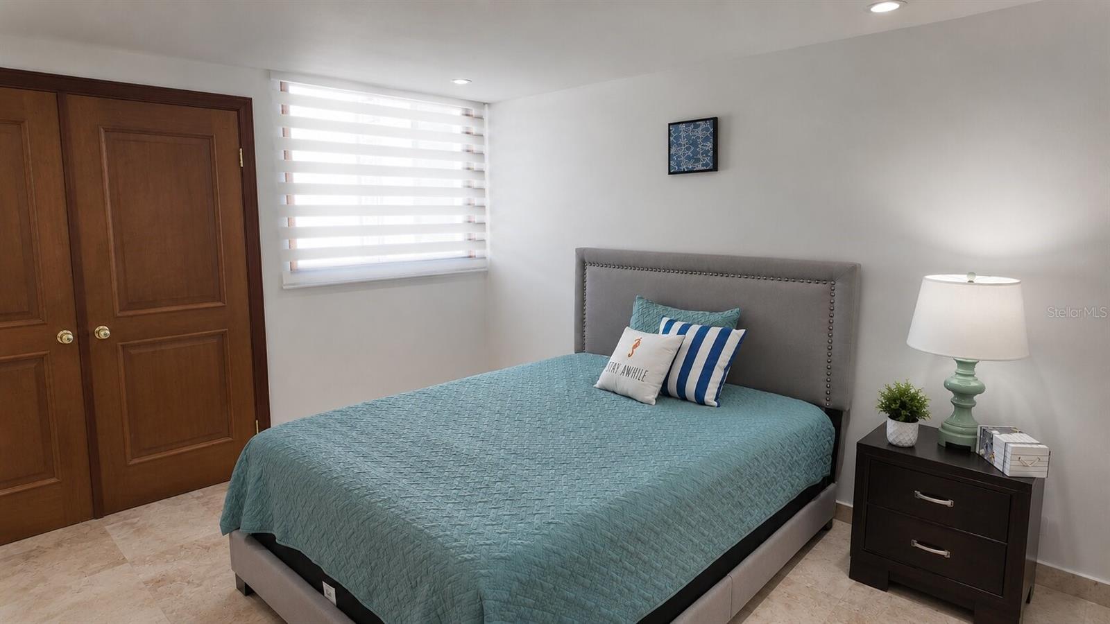 6410 AV. ISLA VERDE #9K