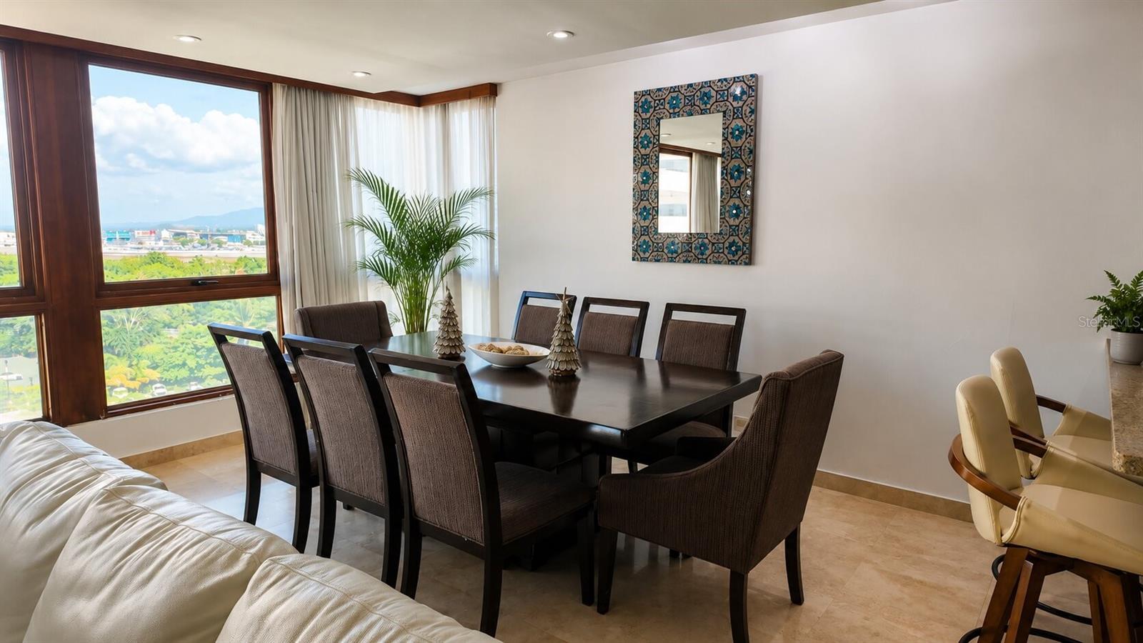 6410 AV. ISLA VERDE #9K