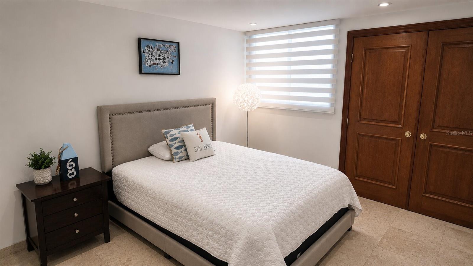 6410 AV. ISLA VERDE #9K